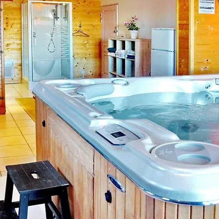 De Luxe 4* - - Ideal Familles - 20 Pers. - Fr-1-267-257 Domek alpejski Le Corbier
